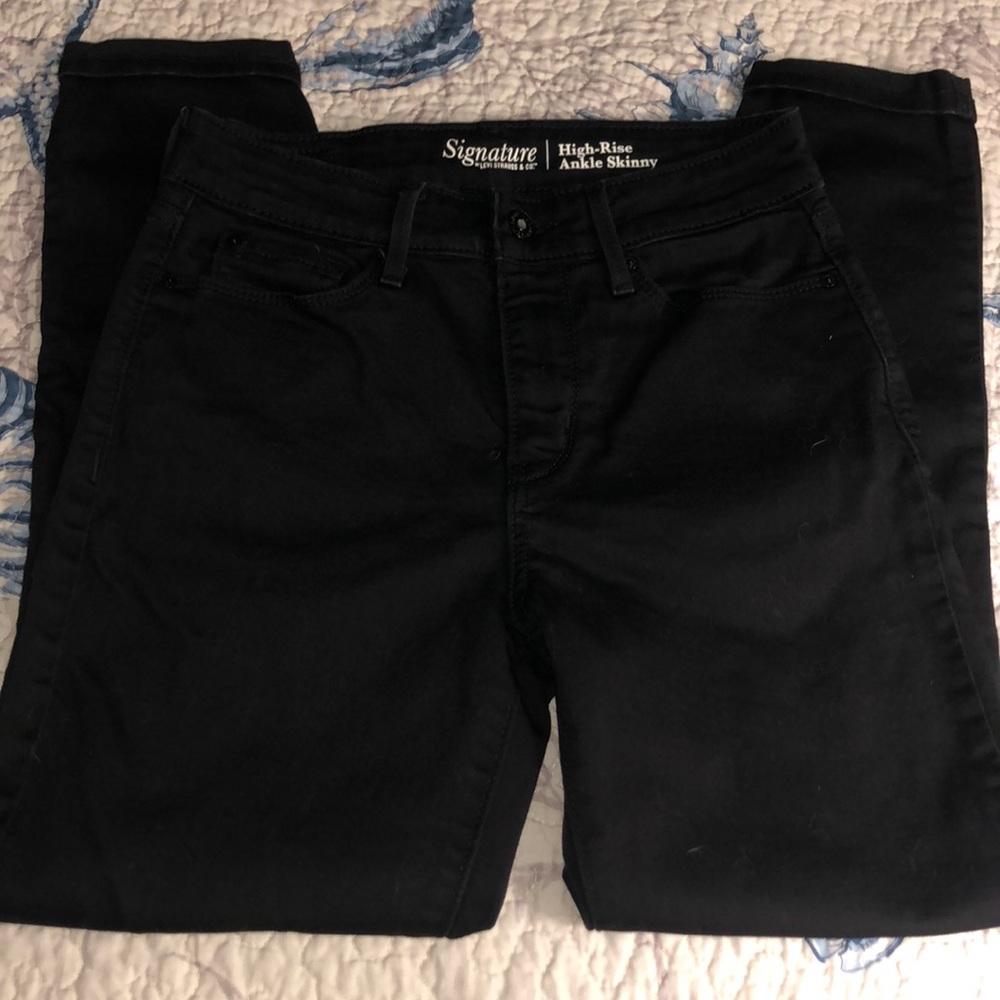Women’s Levi’s high rise ankle skinny jeans size 2